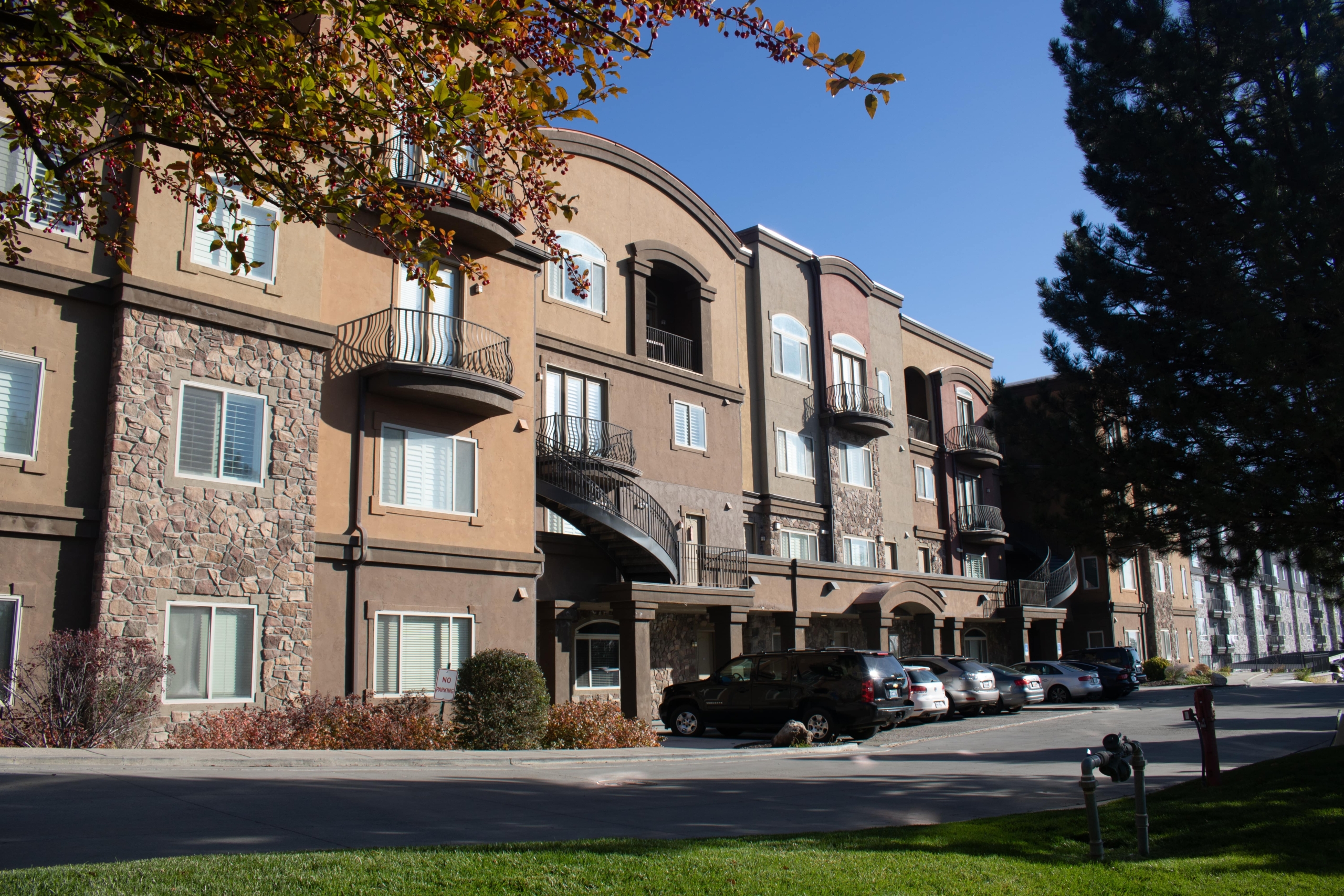 Arbors On The Avenue community photo 5