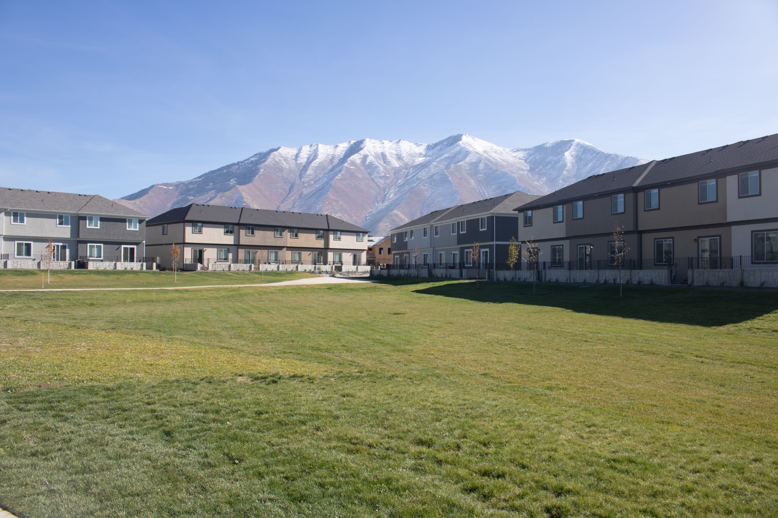 Legacy Townhomes community photo 6