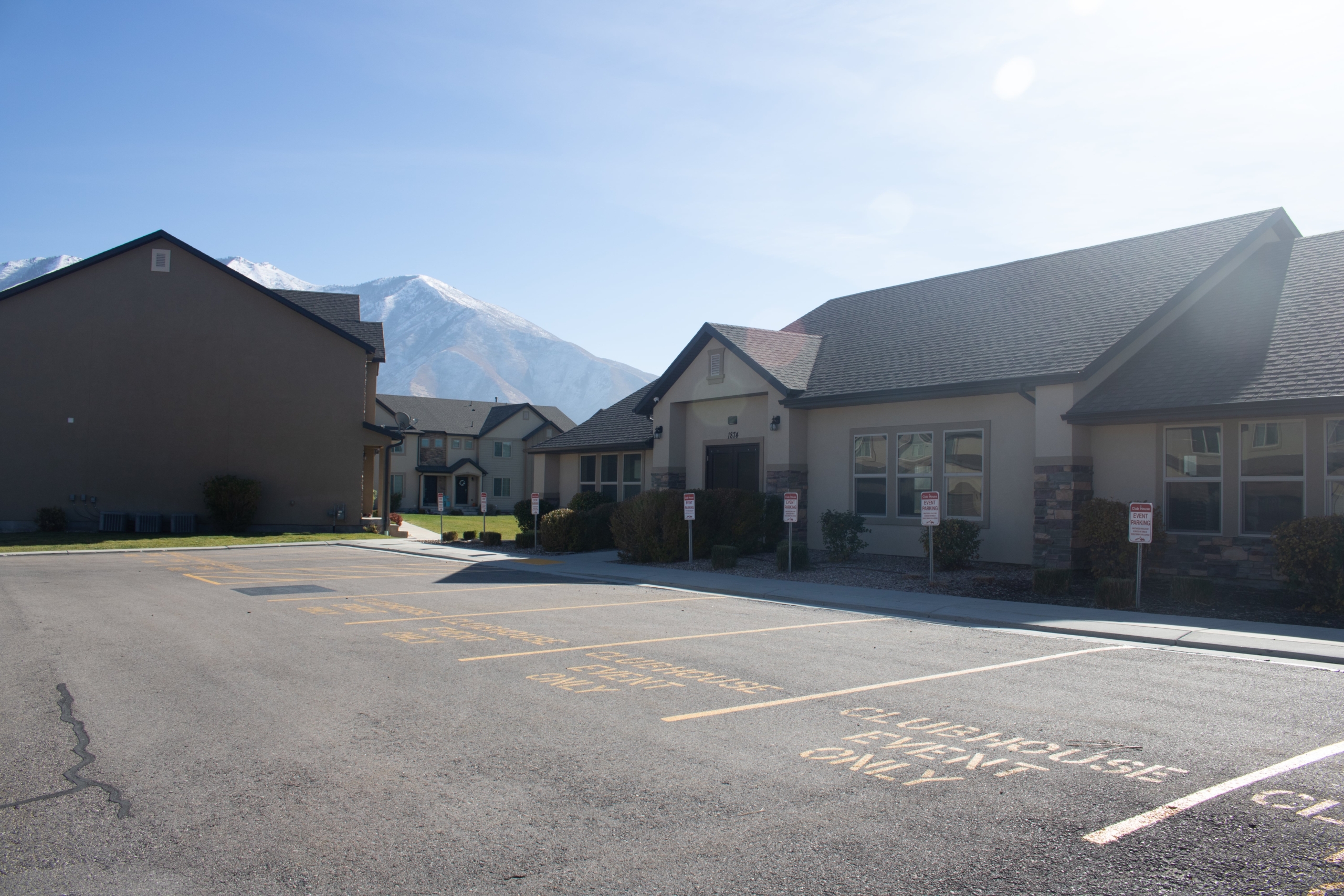 Maple Mountain Townhomes community photo 9