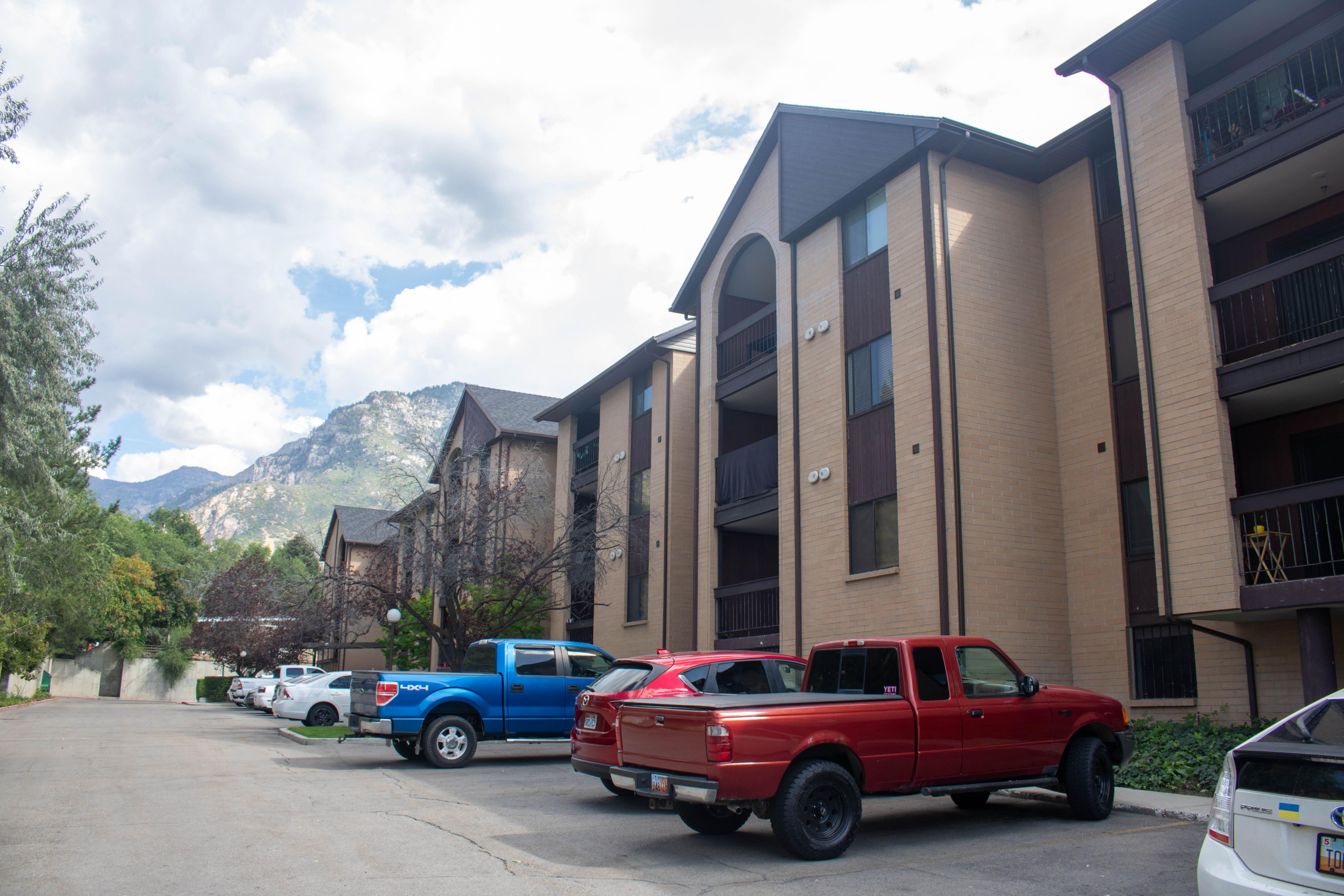 North Canyon Condominiums community photo 3