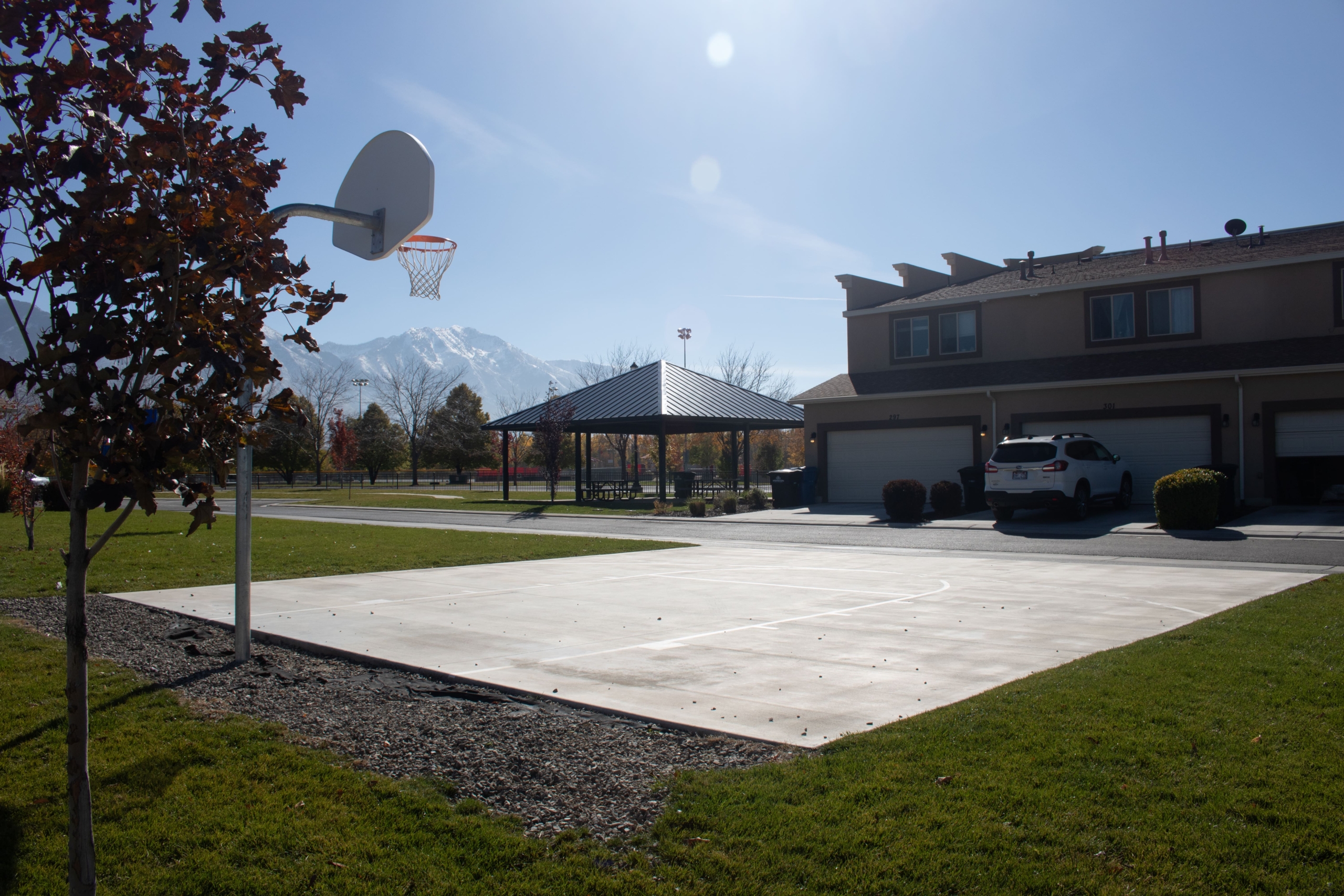 Park View Townhomes community photo 5