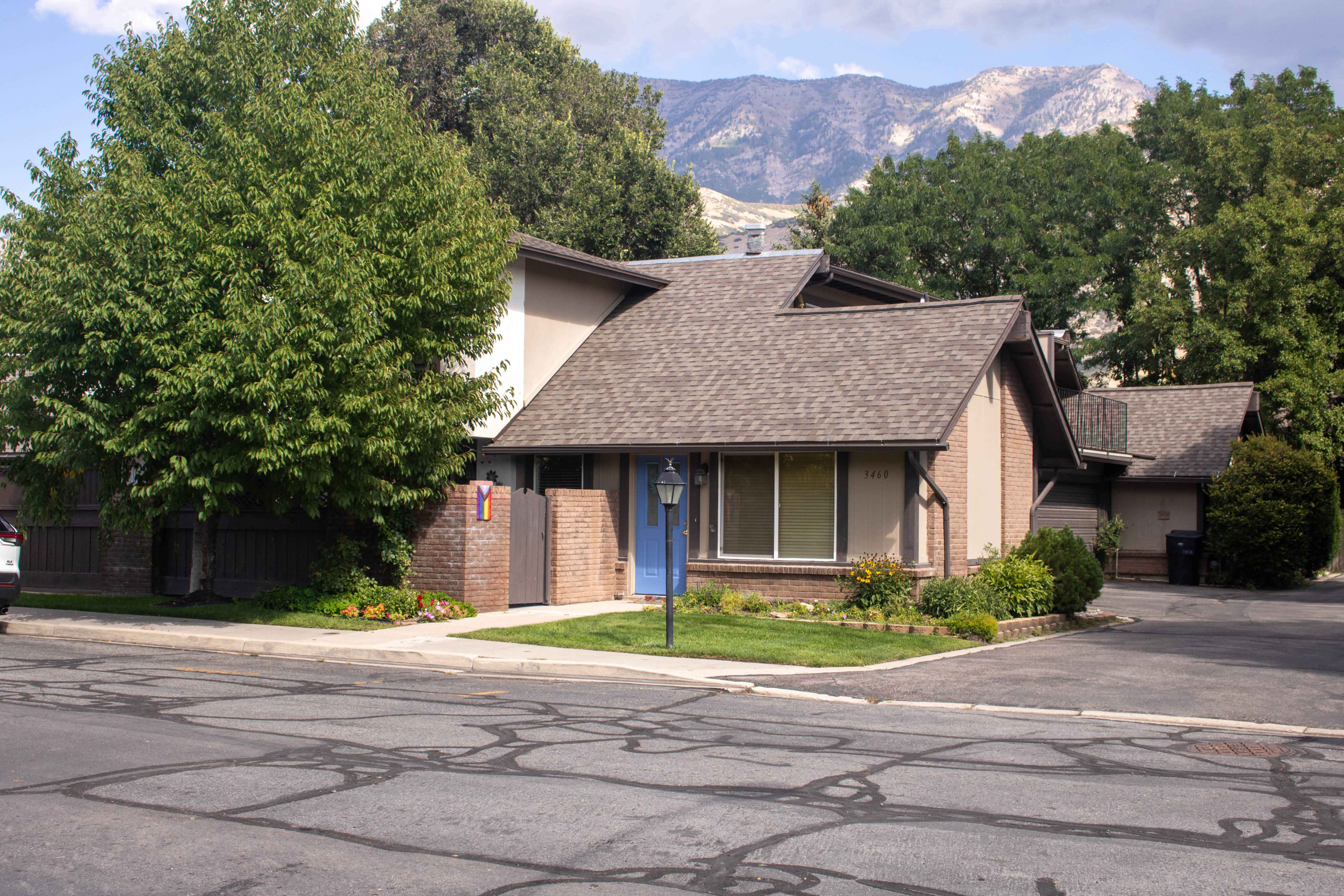 Woodside community photo 2